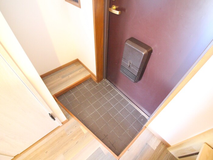 物件内観写真7　(玄関)