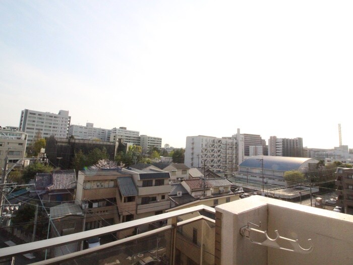 物件内観写真16　(室内からの展望)