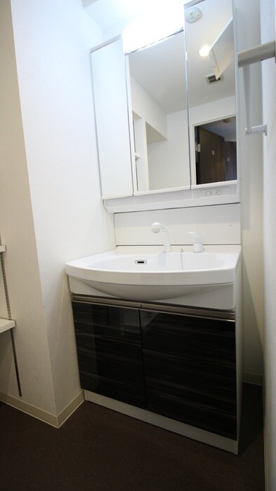 物件内観写真15　(洗面)