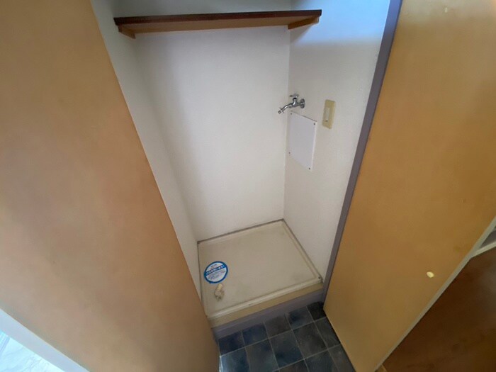 物件内観写真19　(洗濯機置場)