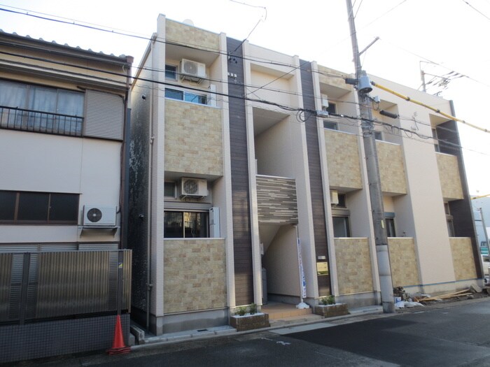 物件外観写真1　(外観写真)