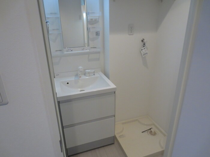 物件内観写真7　(洗面)