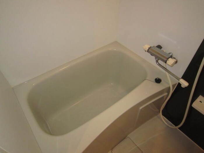 物件内観写真12　(バス／シャワールーム等)