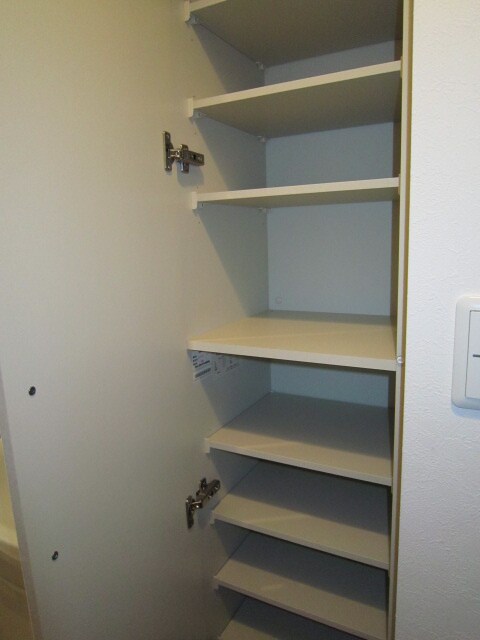 物件内観写真10　(靴箱)