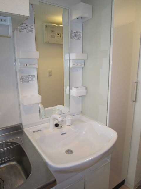 物件内観写真11　(洗面)