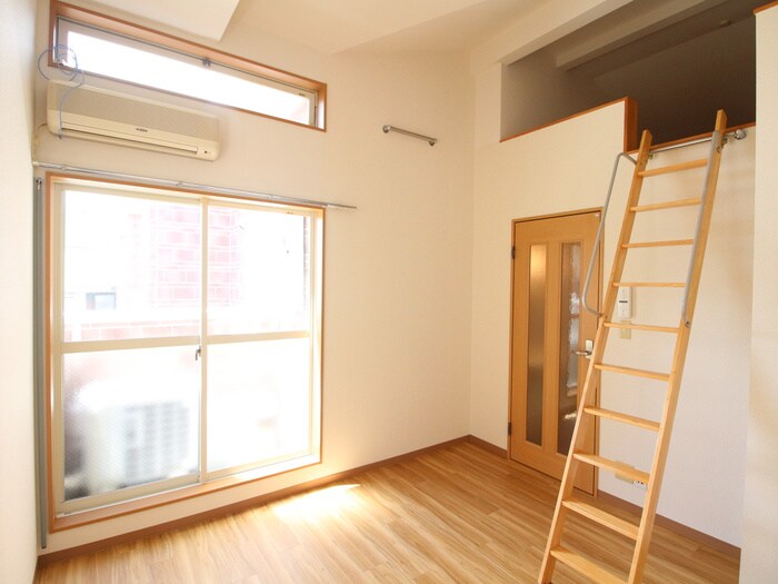 物件内観写真7　(居室)