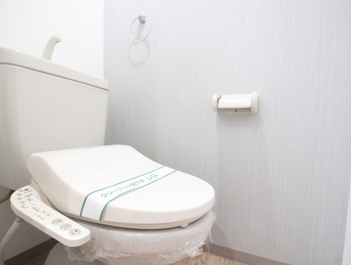 物件内観写真13　(トイレ)