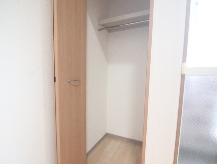 物件内観写真18　(収納)