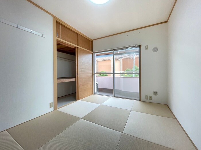 物件内観写真9　(居室)
