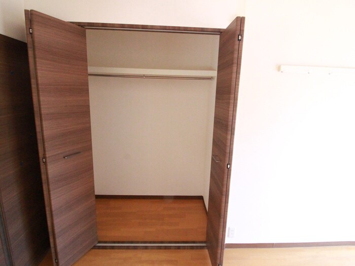 物件内観写真11　(収納)
