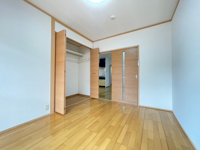 物件内観写真11　(居室)