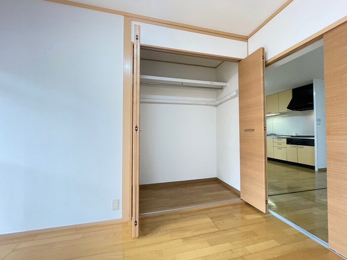 物件内観写真12　(洗面)