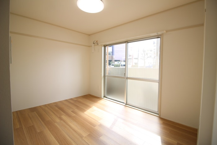 物件内観写真12　(居室)