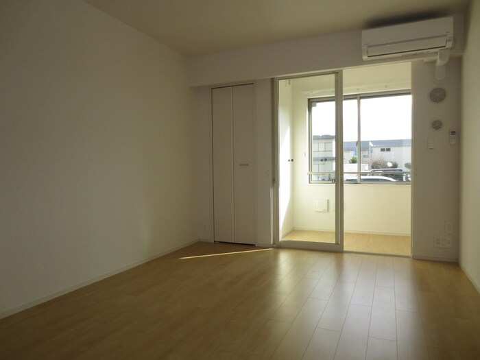 物件内観写真16　(居室)