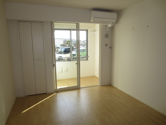 物件内観写真17　(居室)