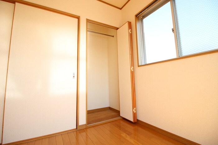 物件内観写真11　(収納)