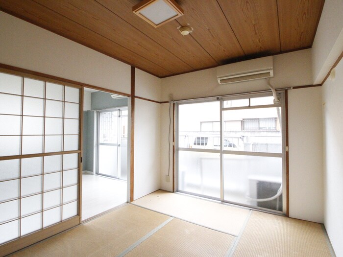 物件内観写真8　(居室)