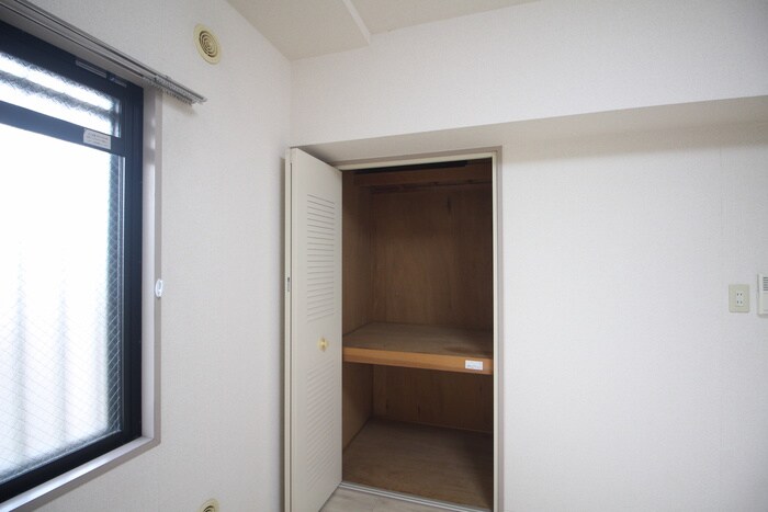 物件内観写真19　(収納)