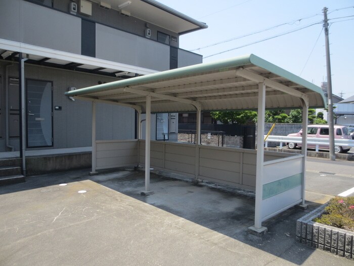 物件外観写真5　(駐輪場)