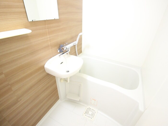 物件内観写真11　(バス／シャワールーム等)