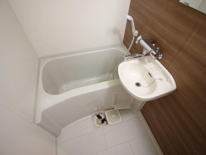 物件内観写真13　(バス／シャワールーム等)