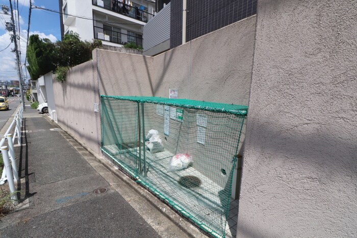 物件外観写真3　(建物設備)