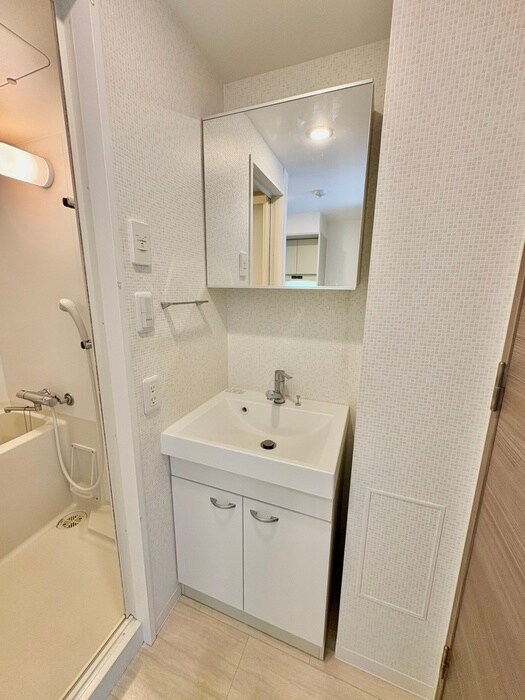 物件内観写真10　(洗面)