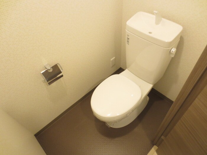 物件内観写真12　(トイレ)