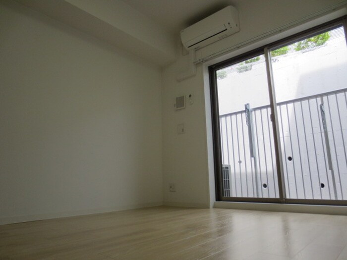 物件内観写真15　(居室)