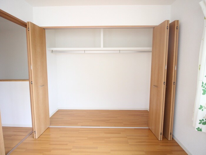 物件内観写真14　(収納)