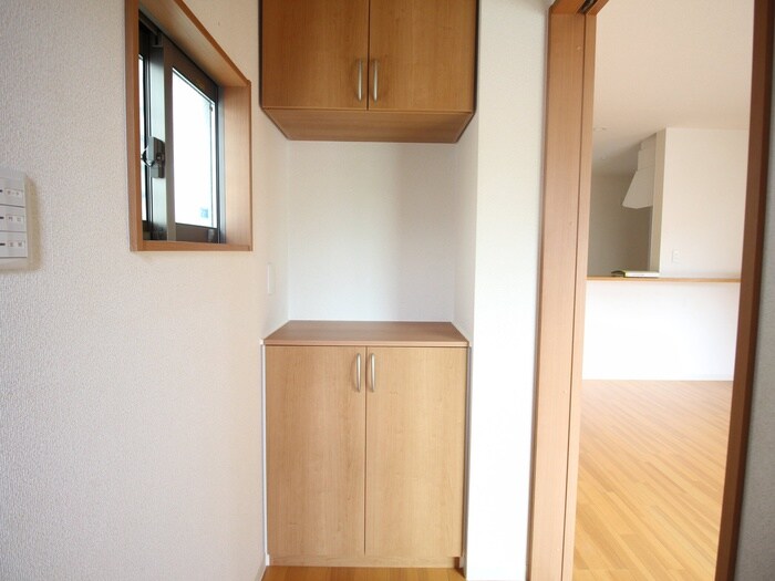 物件内観写真16　(靴箱)