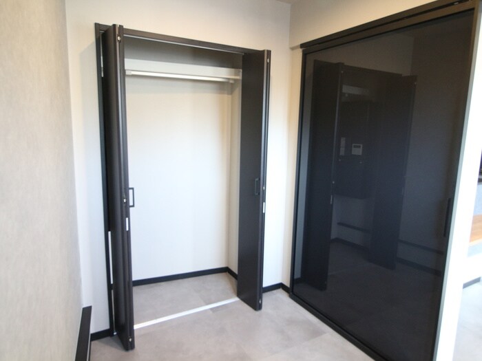 物件内観写真10　(収納)