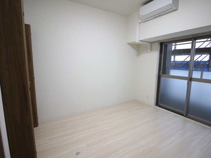 物件内観写真16　(居室)