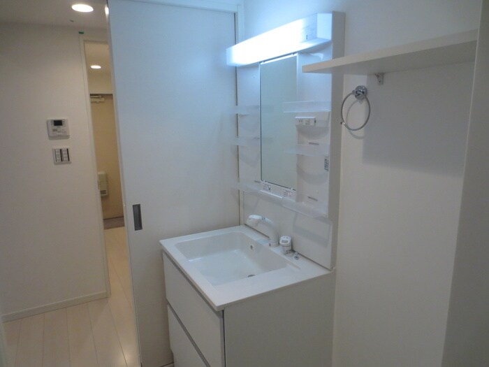 物件内観写真8　(洗濯機置場)