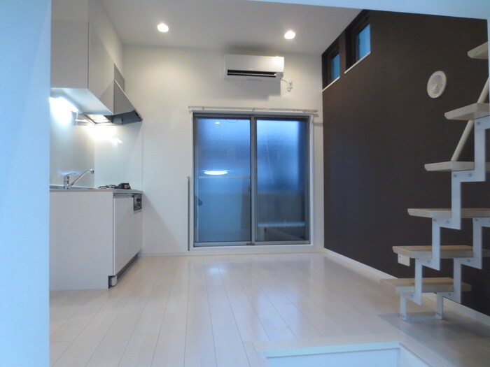 物件内観写真10　(内観写真)