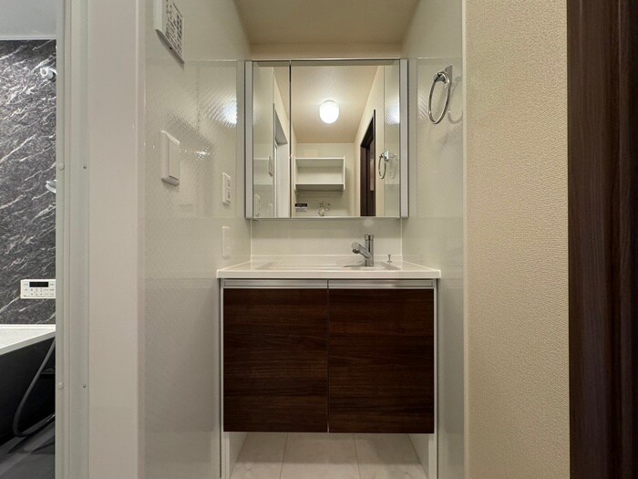 物件内観写真11　(収納)