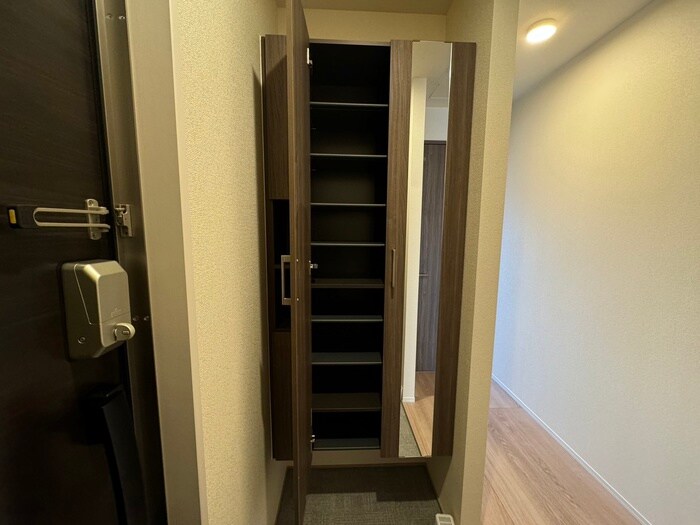 物件内観写真16　(靴箱)