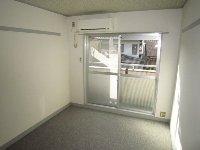 物件内観写真9　(居室)