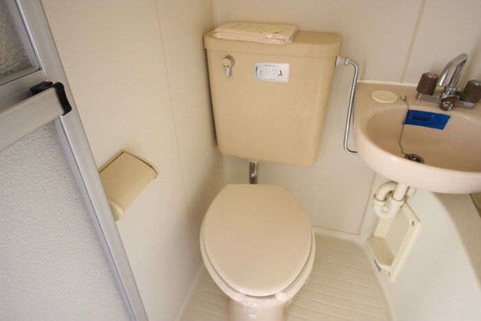 物件内観写真13　(トイレ)