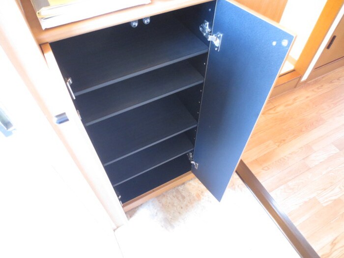 物件内観写真8　(靴箱)