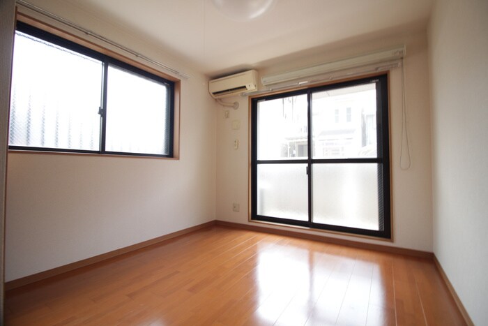 物件内観写真10　(居室)