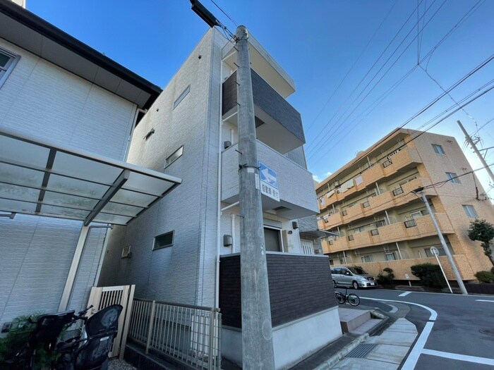 物件外観写真5　(外観写真)