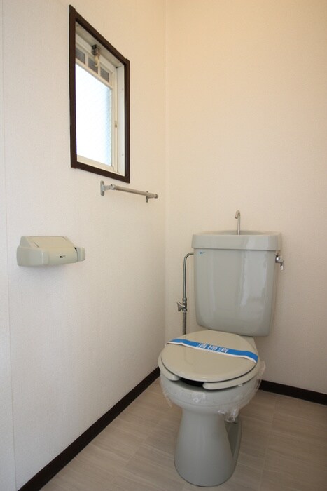 物件内観写真10　(トイレ)