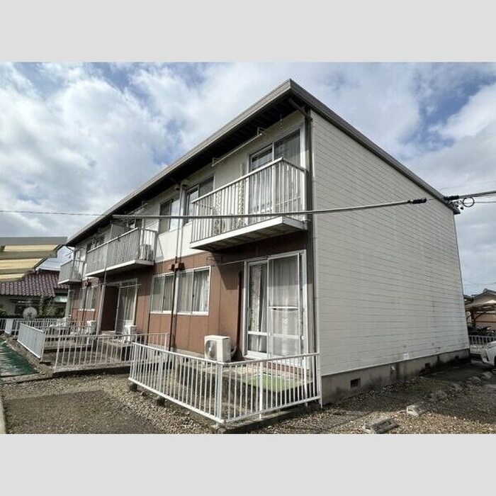 グリーンコーポＢ棟の物件外観写真