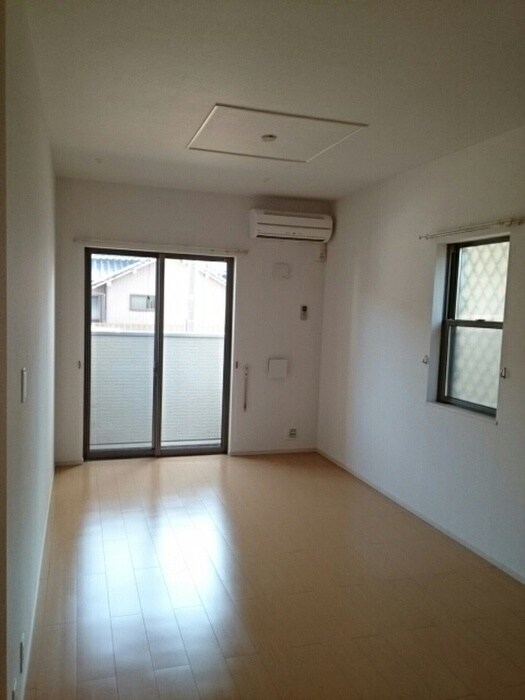 物件内観写真12　(居室)