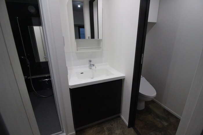 物件内観写真12　(洗面)