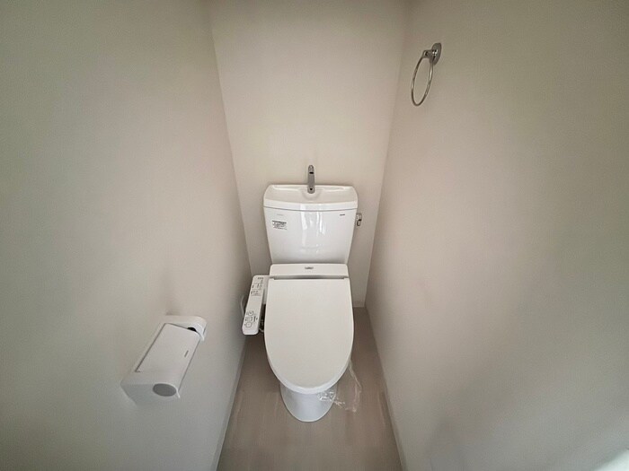 物件内観写真11　(トイレ)