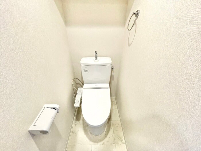 物件内観写真9　(トイレ)