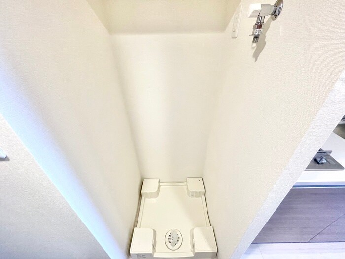 物件内観写真10　(洗濯機置場)