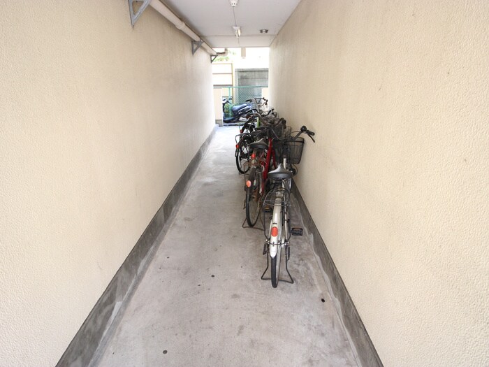 物件外観写真5　(外観写真)